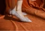 Charming White Beading Lace Flower Wedding Shoes 2023 Wedding 3 cm Stiletto Heels Low Heel Pointed Toe Pumps High Heels