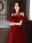 Charming Burgundy Pearl Sash Prom Dresses 2023 A-Line / Princess Ruffle Off-The-Shoulder Sleeveless Backless Floor-Length / Long Formal Dresses