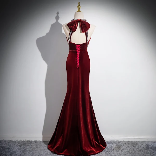Charming Burgundy Rhinestone Velvet Evening Dresses 2024 Trumpet / Mermaid Halter Sleeveless Backless Bow Floor-Length / Long Evening Party Formal Dresses