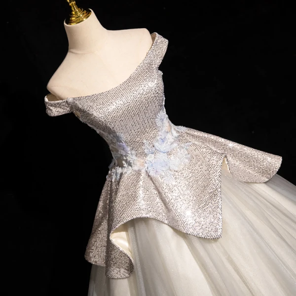 Charmant Ivory / Creme Perlenstickerei Pailletten Ballkleider 2024 Ballkleid Off Shoulder Ärmellos Rückenfreies Lange Ball Festliche Kleider