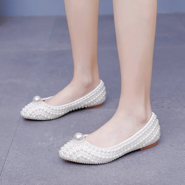 Chic / Beautiful White Pearl Flat Wedding Shoes 2025 Pointed Toe Wedding Heels