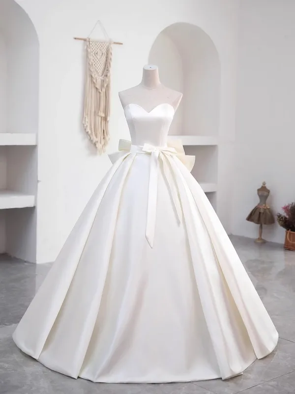 Modest / Simple Elegant Ivory Lace Flower Satin Wedding Dresses 2023 Ball Gown High Neck Short Sleeve Bow Sash Floor-Length / Long Wedding