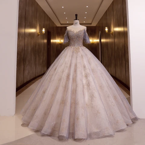 Élégant Violet Robe De Bal 2022 Robe Boule Encolure Dégagée Perlage Paillettes Manches Courtes Dos Nu Longue Robe De Ceremonie