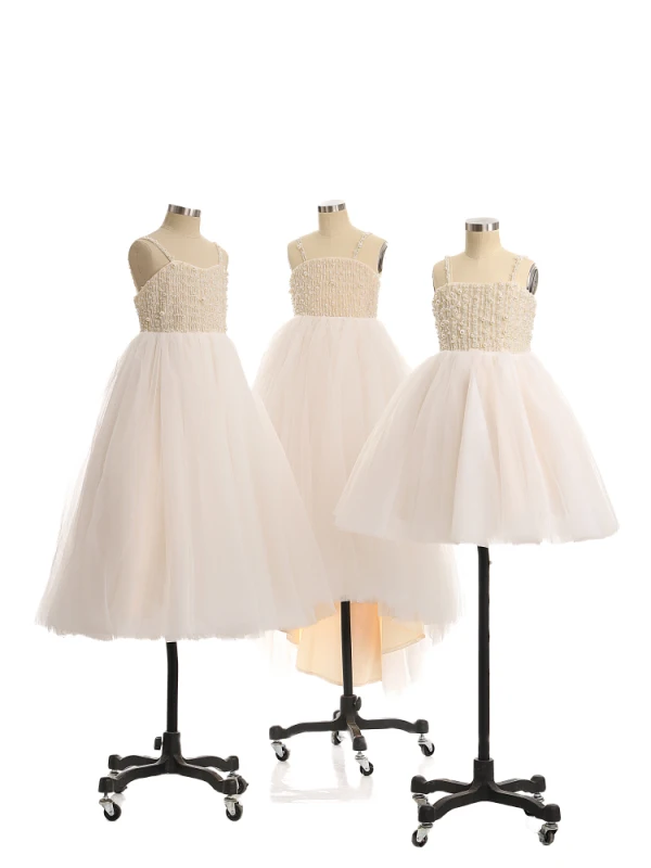 Chic / Beautiful White Beading Pearl Short Birthday Flower Girl Dresses 2024 Spaghetti Straps Sleeveless Backless