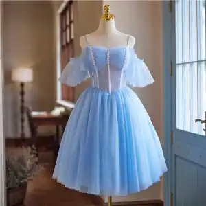 Mode Bleu Ciel En Dentelle Fleur Perle De Retour Robe De Graduation 2024 Princesse Bretelles Spaghetti Manches Courtes Dos Nu Courte Tulle