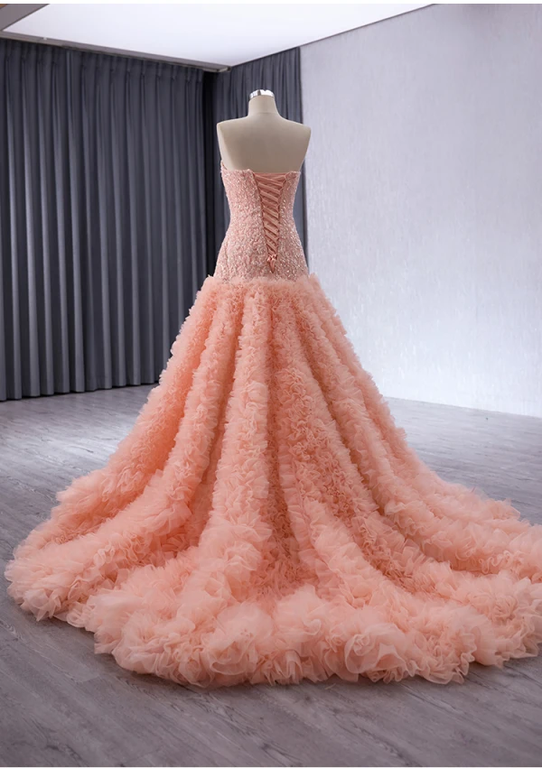 High End Rosa Handgefertigt Perlenstickerei Pailletten Fallende Rüsche Ballkleider 2024 Ballkleid Bandeau Ärmellos Rückenfreies Hof-Schleppe Ball Festliche Kleider