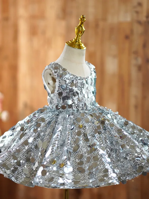 Sparkly Silver Short Sequins Birthday Flower Girl Dresses 2024 Ball Gown Scoop Neck Sleeveless