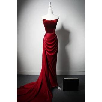 Sexy Bordeaux Velours Robe De Soirée 2024 Trompette Sirène Bustier Sans Manches Dos Nu Tribunal Train Soirée Robe De Ceremonie
