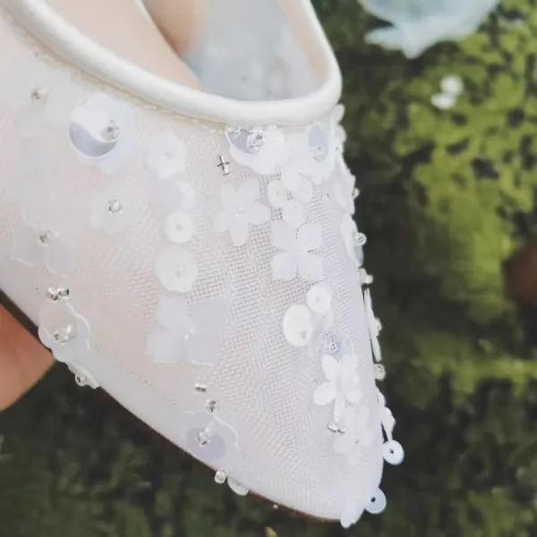 Elegante Weiß Handgefertigt Leder Perle Pailletten Brautschuhe 2023 6 cm Stilettos Spitzschuh Hochzeit Pumps Hochhackige
