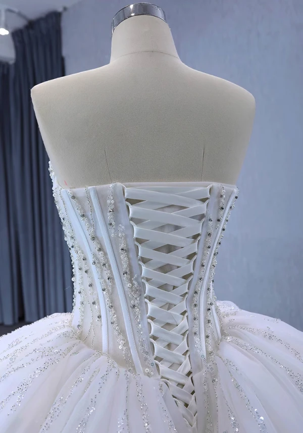 High-end Ball Gown Corset Wedding Dresses 2024 White Organza Beading Glitter Pearl Chapel Train Sweetheart Sleeveless