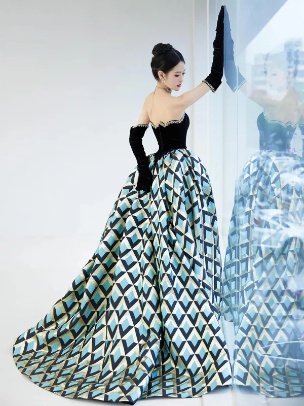 Fashion Black Geometric Asymmetrical Prom Dresses 2025 Ball Gown Strapless Sleeveless Backless Formal Dresses