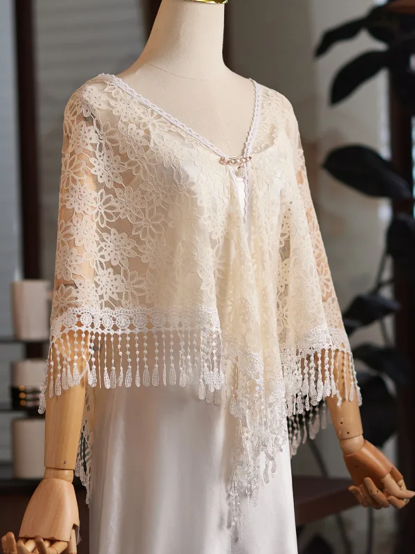 Vintage / Retro Champagne Lace Tassel Prom shawl 2025