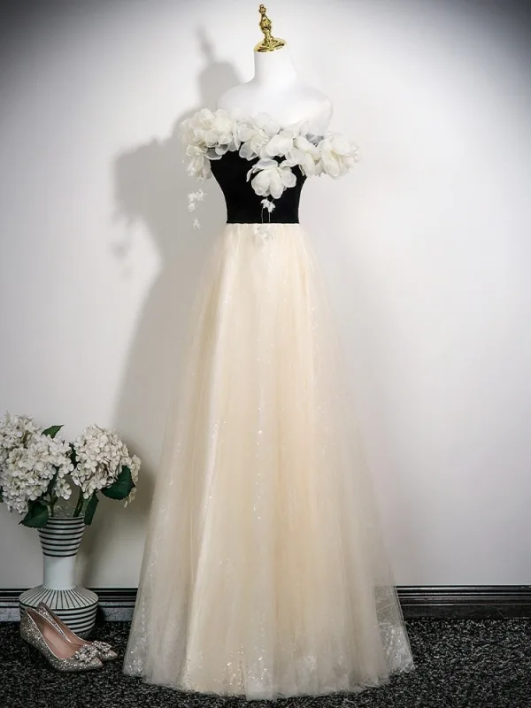 Chic / Beautiful Champagne Appliques Prom Dresses 2025 A-Line / Princess Off-The-Shoulder Short Sleeve Backless Floor-Length / Long Formal Dresses