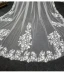 Charming White Pearl Lace Flower Wedding Veils 2024 Tulle