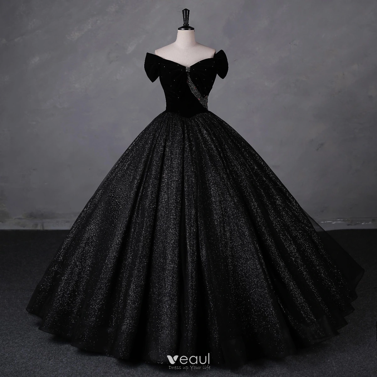 Charming Black Glitter Beading Velvet Prom Dresses Ball Gown 2023  Off-The-Shoulder Short Sleeve Backless Floor-Length / Long Prom Formal  Dresses