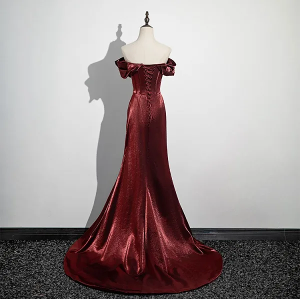 Sexy Burgunderrot Gespaltete Front Ballkleider 2024 Meerjungfrau Off Shoulder Ärmellos Rückenfreies Sweep / Pinsel Zug Ball Festliche Kleider