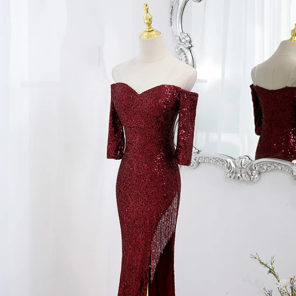 Scintillantes Sexy Bordeaux Paillettes Robe De Soirée 2022 Trompette / Sirène De l'épaule Manches Courtes Dos Nu Longue Robe De Ceremonie
