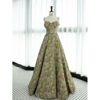 Élégant Vert Cendré Perle Impression Satin Robe De Bal 2023 Princesse Bretelles Spaghetti Sans Manches Dos Nu Longue Promo Robe De Ceremonie