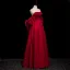 Chic / Beautiful Burgundy Satin Prom Dresses 2023 A-Line / Princess Strapless Short Sleeve Backless Bow Floor-Length / Long Prom Formal Dresses