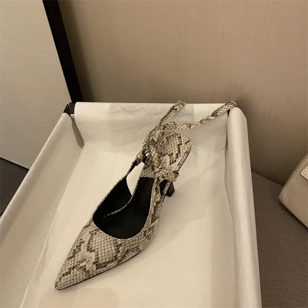 Charmant Beige Cocktail Motif Peau De Serpent Sandales Femme 2022 Bride Cheville 8 cm Talons Aiguilles À Bout Pointu Chaussures Femmes Talons Hauts