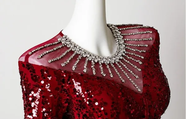 Bling Bling Burgundy Rhinestone Sequins Evening Dresses 2026 Trumpet / Mermaid Scoop Neck Long Sleeve Sweep Train Formal Dresses