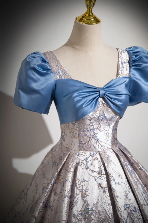 Elegant Sky Blue Printing Prom Dresses Formal Dresses 2024 Ball Gown Square Neckline Bow Puffy Short Sleeve Backless Prom Floor-Length / Long