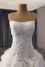 Luxe Witte Handgemaakt Parel Appliques Split Voorzijde Trouwjurken 2025 Baljurk Strapless Mouwloos Ruglooze Chapel Train Huwelijk