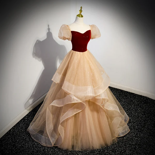 Elegant Burgundy Glitter Sequins Cascading Ruffles Prom Dresses 2023 Ball Gown Square Neckline Puffy Short Sleeve Backless Floor-Length / Long Prom Formal Dresses