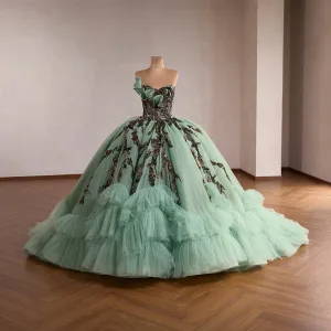 Luxury Gorgeous Sage Green Handmade Beading Lace Flower Prom Dresses 2026 Ball Gown Strapless Sleeveless Backless Chapel Train Formal Dresses