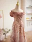 Schöne Rosa Pailletten Brautjungfernkleider 2024 A Linie Off Shoulder Kurze Ärmel Rückenfreies Lange