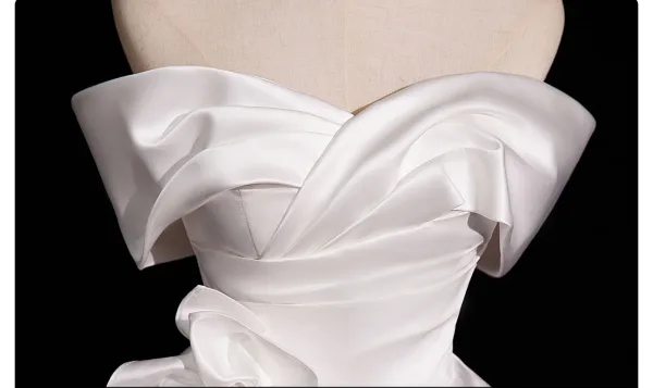 Elegant White Satin Flower Prom Dresses 2025 Ball Gown Off-The-Shoulder Short Sleeve Backless Floor-Length / Long Prom Formal Dresses