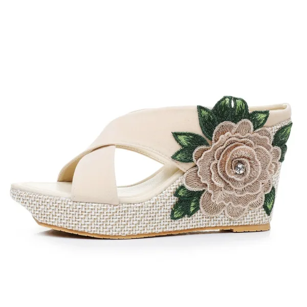Chic / Belle Beige Plage Brodé Sandales Femme 2024 9 cm Compensées Peep Toes / Bout Ouvert Sandales