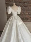 Vintage / Originale Ivoire Robe De Mariée 2023 Robe Boule Encolure Carrée Perle Gonflée Manches Courtes Dos Nu Longue Mariage