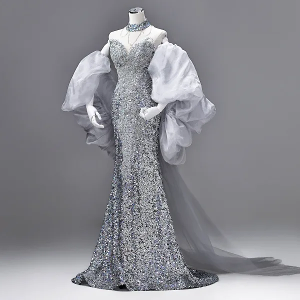 Sexy Scintillantes Argenté Perlage Paillettes Robe De Soirée 2026 Trompette / Sirène Amoureux Gonflée Manches Courtes Dos Nu Train De Balayage Robe De Ceremonie