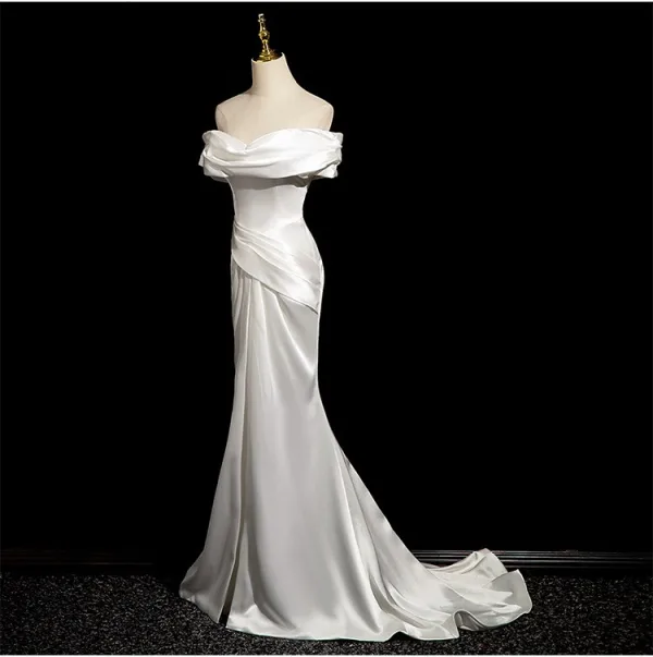 Chic / Belle Blanche Fendue devant Robe De Bal 2024 Trompette / Sirène Bustier Sans Manches Dos Nu Train De Balayage Promo Robe De Ceremonie