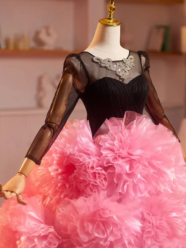 Unique Pink Fallende Rüsche Strass Ballkleider 2024 Ballkleid Rundhalsausschnitt Lange Ärmel Rückenfreies Kapelle-Schleppe Ball Festliche Kleider