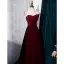 Sjarmerende Burgunder Selskapskjoler Prinsesse 2022 Strapless Uten Ermer Ryggløse Paljetter Suede Lange Polyester Aften Formelle Kjoler