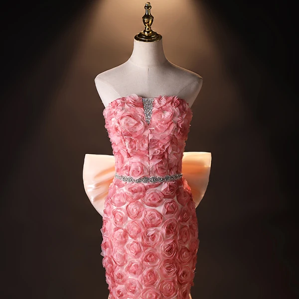 Sexy Rougissant Rose Perlage Volants Fleur Robe De Soirée 2024 Trompette / Sirène Bustier Sans Manches Dos Nu Noeud Train De Balayage Soirée Robe De Ceremonie