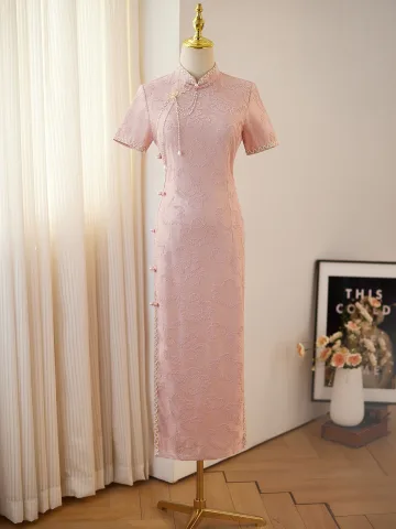 Style Chinois Rougissant Rose Perle Impression Fendue Devant Soirée Cheongsam 2025 Trompette Sirène Col Haut Manches Courtes Longue