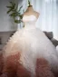 Mode Zwei Töne Weiß Kaffee Plissee Ballkleider 2025 Ballkleid Bandeau Ärmellos Rückenfreies Hof-Schleppe Festliche Kleider