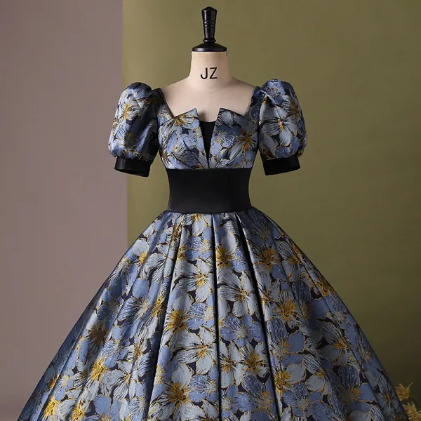 Vintage / Retro Ocean Blue Printing Prom Dresses 2024 Ball Gown Square Neckline Short Sleeve Backless Floor-Length / Long Prom Formal Dresses