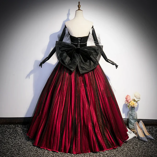 Ethnisch Burgunderrot Ballkleider 2023 Ballkleid Bandeau Ärmellos Rückenfreies Schleife Lange Ball Festliche Kleider