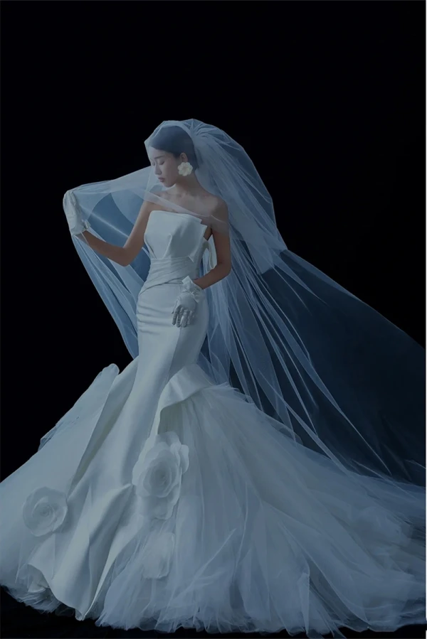 Simple Ivoire Robe De Mariée 2022 Trompette / Sirène Bustier Sans Manches Appliques Dos Nu Chapel Train Mariage