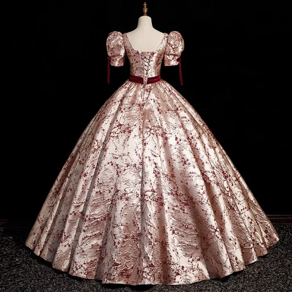 Modern / Fashion Burgundy Printing Prom Dresses 2023 Ball Gown Square Neckline Short Sleeve Backless Bow Sash Floor-Length / Long Prom Formal Dresses