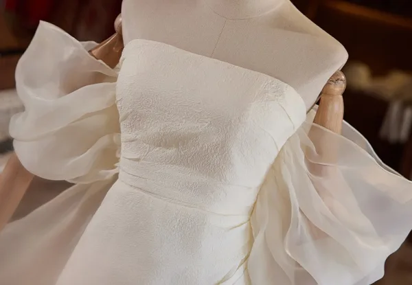 Fashion White Split Front Wedding Dresses 2024 A-Line / Princess Off-The-Shoulder Short Sleeve Backless Floor-Length / Long Wedding