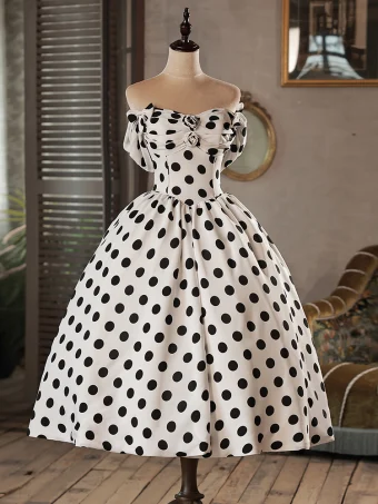 Mode Blanche De Retour Tachetée Robe De Graduation 2024 Robe Boule Bustier Sans Manches Dos Nu Courte Robe De Ceremonie