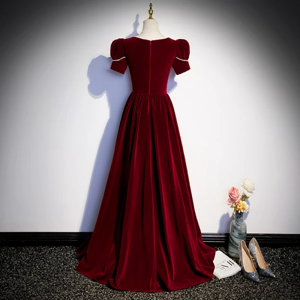 Elegant Burgundy Suede Prom Dresses 2023 A-Line / Princess Square Neckline Pearl Sequins Short Sleeve Floor-Length / Long Prom Formal Dresses