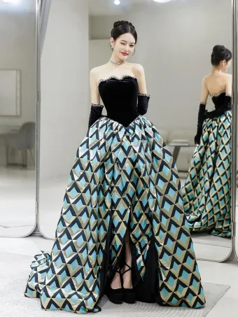 Fashion Black Geometric Asymmetrical Prom Dresses 2025 Ball Gown Strapless Sleeveless Backless Formal Dresses