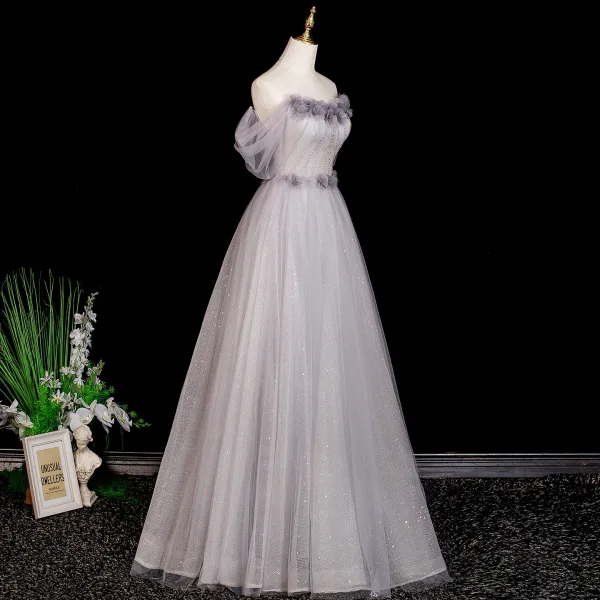 Chic / Beautiful Grey Rhinestone Appliques Prom Dresses 2025 A-Line / Princess Off-The-Shoulder Short Sleeve Backless Floor-Length / Long Formal Dresses
