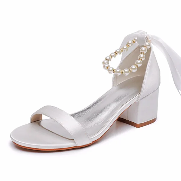 Fashion Champagne Pearl Ankle Strap Bow Satin Wedding Shoes 2024 5 cm Thick Heels Open / Peep Toe Wedding Sandals High Heels